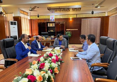 السقطري يبحث إشكاليات القطاع السمكي