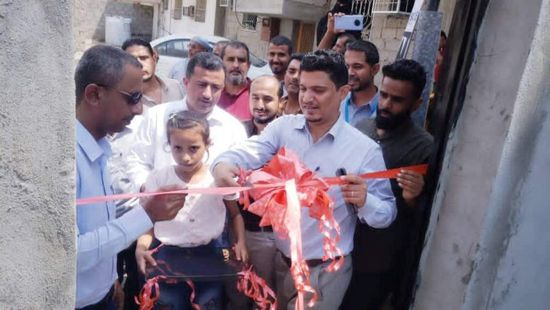 إطلاق مشروع تأهيل شبكة كهرباء حي الشهداء في البريقة