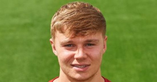 ليفربول يوافق على إعارة مهاجمه الشاب
