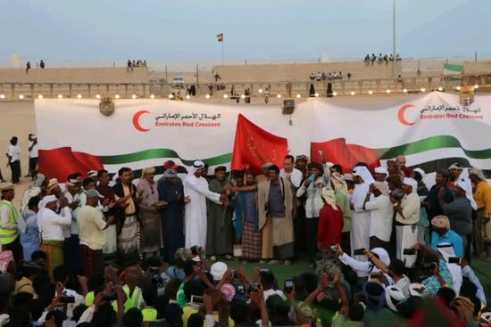 تتويج مهرجان زايد بعرس جماعي لـ 200 شاب وفتاة بسقطرى