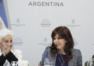 فلسطين تدين محاولة اغتيال نائبة الرئيس الأرجنتيني