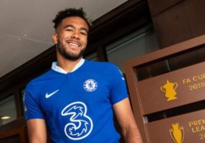 تشيلسي يمدد عقد ريس جيمس