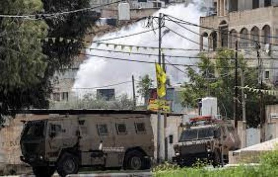 اشتباكات بين فلسطينيين وقوات إسرائيلية بمخيم جنين