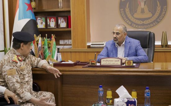 الزُبيدي يبحث رفع كفاءة القوات البحرية وقدراتها