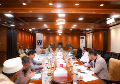 لملس يكشف عن برنامج لتنمية إيرادات عدن