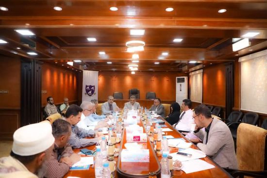 لملس يكشف عن برنامج لتنمية إيرادات عدن