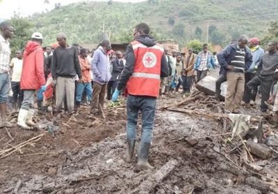 مقتل 15 شخصا في انهيارات أرضية ضربت غرب أوغندا