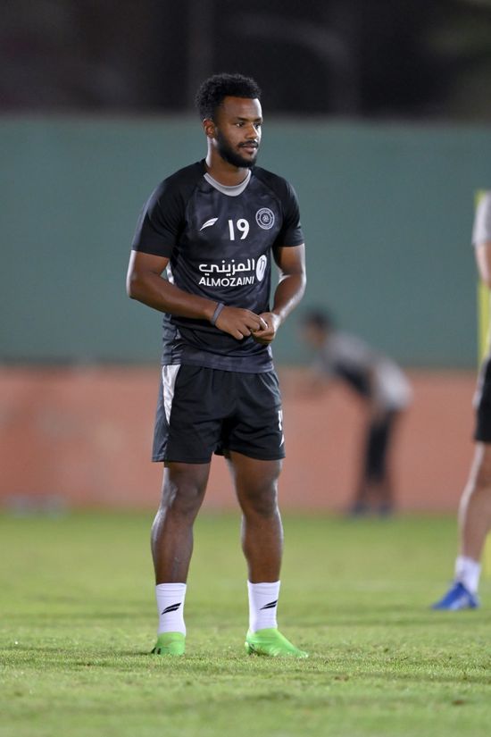 الشباب والطائي بالدوري السعودي للمحترفين.. الموعد والقنوات الناقلة