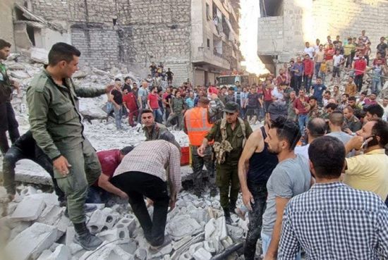مصرع 10 أشخاص في انهيار مبنى بحلب