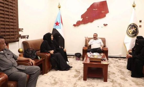 بن بريك: الانتقالي حريص على رعاية قضايا المرأة