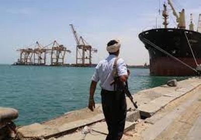 حكومة المناصفة: مليشيا الحوثي تعرقل سفن المشتقات لإفشال الهدنة