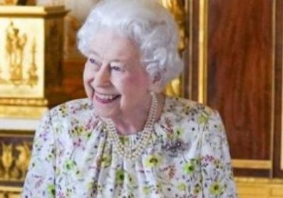 رئيسة سنغافورة تعبر عن حزنها لوفاة الملكة إليزابيث