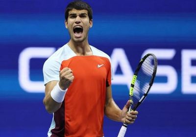 ألكاراز يتوج بطولة تنس المفتوحة بأمريكا