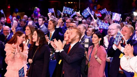 اليمين المتطرف بالسويد يتجه للفوز بأغلبية في البرلمان