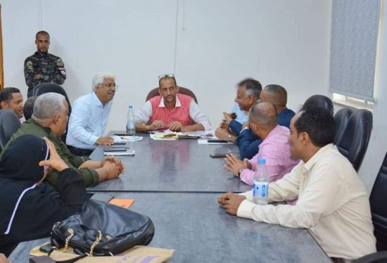 "مياه عدن" تناقش سبل تحسين خدماتها بالمنطقة الأولى