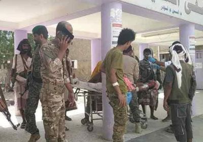 قائد حزام لودر يطمئن على جرحى عملية سهام الشرق