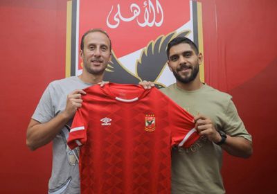 رسميا.. الأهلي يعلن أولى صفقاته الصيفية