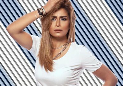 الفنانة المصرية منة فضالي تتراجع عن اعتزالها التمثيل
