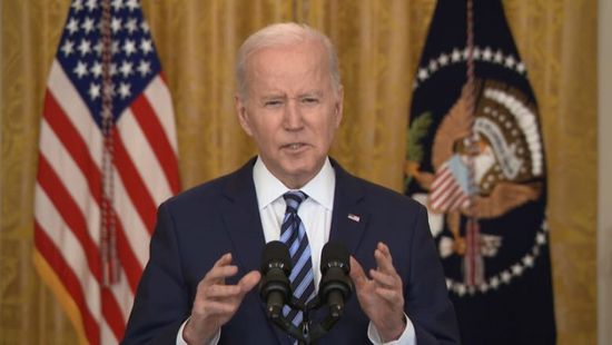 بايدن: أوكرانيا تحرز تقدمًا كبيرًا أمام روسيا