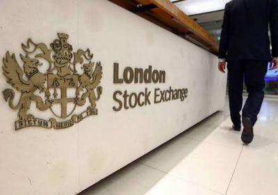 مؤشر بورصة لندن يخسر أكثر من 100 نقطة