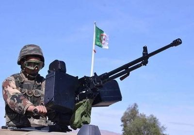 الجيش الجزائري يعتقل 5 عناصر إرهابية و176 مهاجرًا