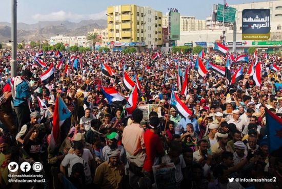 تطور نوعي في الحراك الشعبي ضد الإخوان بالمهرة.. وحيلة "الإصلاح" لاحتواء موجة الغضب