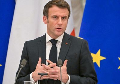 ماكرون يستنكر الفظائع إيزيوم بأوكرانيا