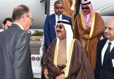 ولي عهد الكويت يقدم واجب العزاء في إليزابيث