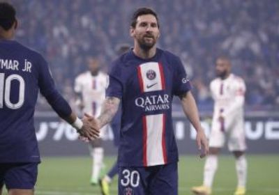 سان جيرمان يتقدم بهدف على ليون بالشوط الأول