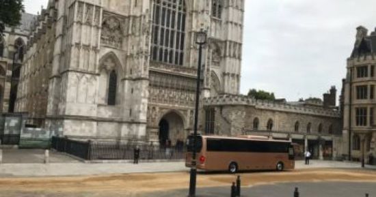 بدء توافد المشاركين في تشييع جنازة إليزابيث 