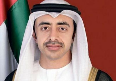 وزير الخارجية الإماراتي يبحث سبل التعاون مع نظيريه الفرنسي والهندي