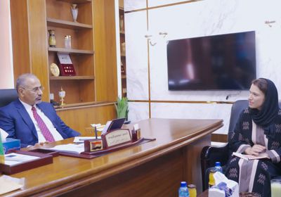 الزٌبيدي يطالب فريدريش إيبرت بتكثيف برامجها الإنسانية