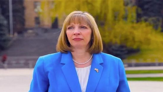 بايدن يرشح تريسي سفيرة لدى روسيا