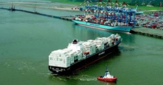 8 سفن تحمل منتجات زراعية تغادر موانئ أوكرانيا