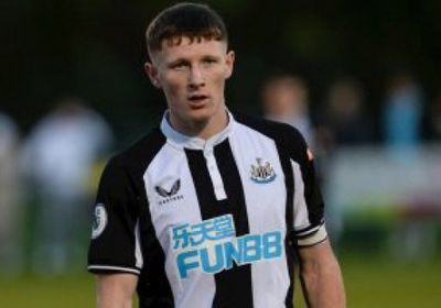 أندرسون يمدد تعاقده مع نيوكاسل يونايتد