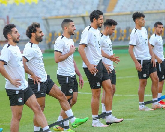 الصور الأولى لمحمد صلاح من معسكر المنتخب المصري تحت قيادة فيتوريا