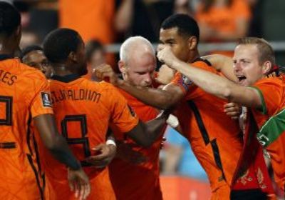 أبرزها مواجهة هولندا وبولندا.. مواعيد مباريات اليوم الخميس