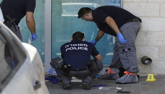 بعملية طعن.. إصابة 3 إسرائيليين وسط الضفة ومقتل المنفذ