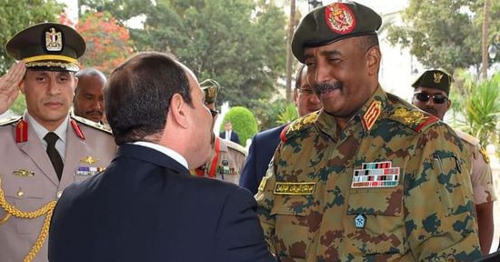 البرهان يعود إلى الخرطوم عقب زيارة قصيرة لمصر