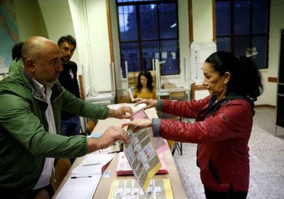 توقعات بفوز التحالف اليميني بأغلبية البرلمان بإيطاليا