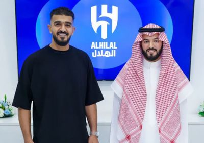 الهلال السعودي يجدد لحارسه عبدالله المعيوف
