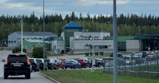 فنلندا تغلق حدودها أمام السياح الروس
