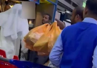 الأمن يتحرك.. كويتي يعتدي بالضرب على وافد