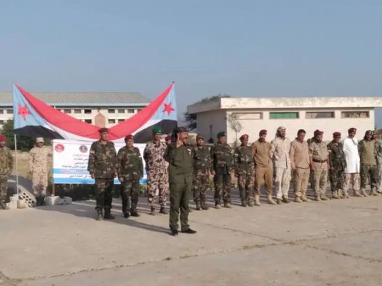 دورة تدريبية لمنتسبي اللواء الأول صاعقة في الضالع