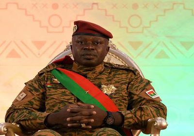 رئيس بوركينافاسو المعزول يحث تراوري على العودة لرشده