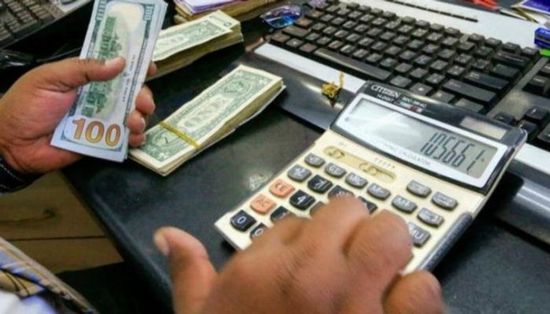بالبنوك والصرافات.. ثبات سعر الدولار اليوم في السودان