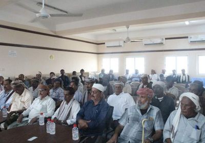 بجلسة توافقية.. فريق الحوار الجنوبي يستقبل شيوخ قشن