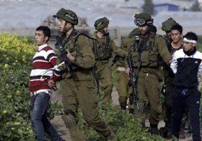 اعتقال 9 فلسطينيين بواسطة قوات الاحتلال