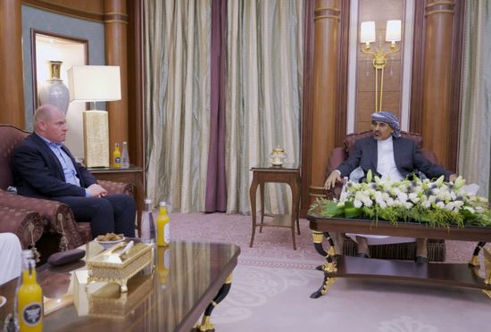 الرئيس الزُبيدي: الحوثي يخفي فشله وعجزه بالتهديد والوعيد