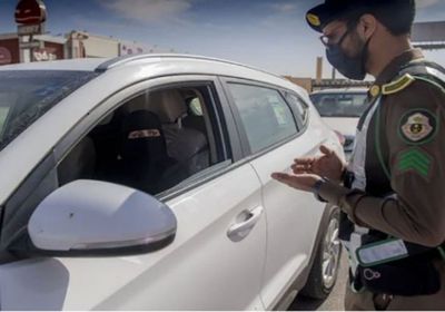 المرور السعودي يحذر من أشياء تعيق حركة السير